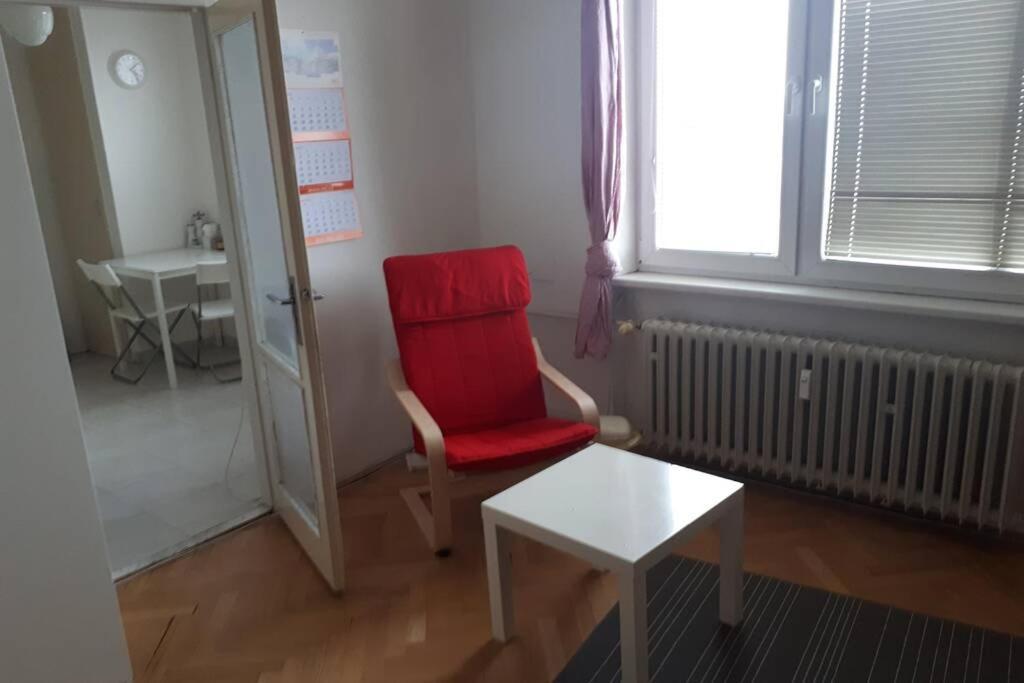 Room In Apartment Prague 3 외부 사진